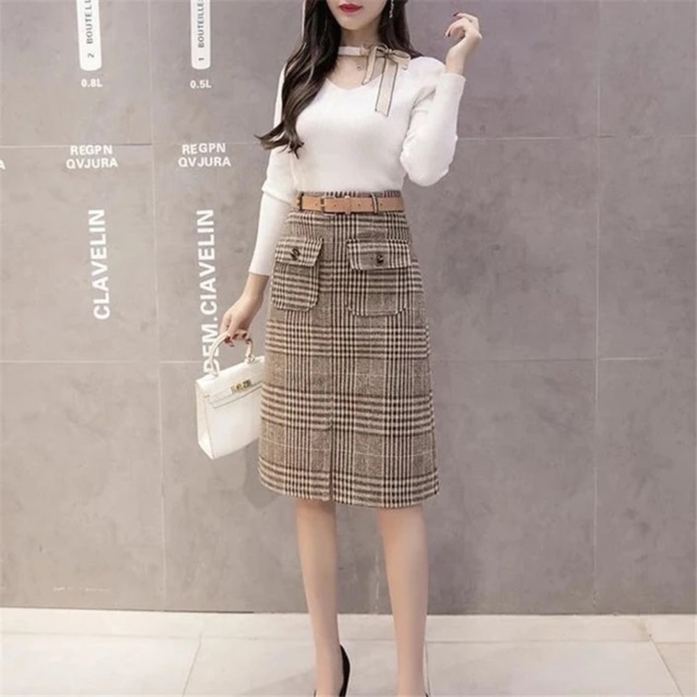 Vintage Wool Tweed Pencil Skirt - Picture 6 of 8